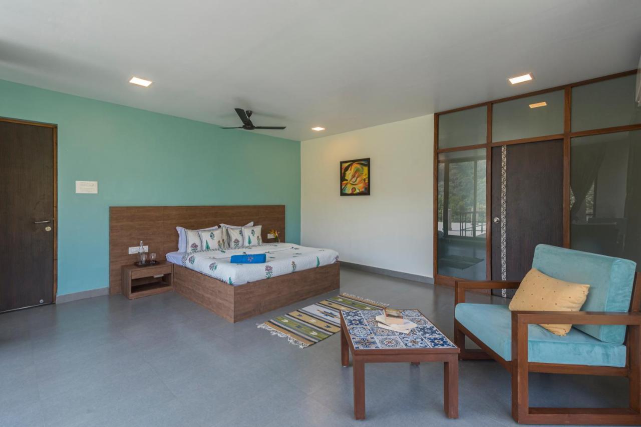 Saffronstays Mountain Aer, 卡尔贾特 外观 照片